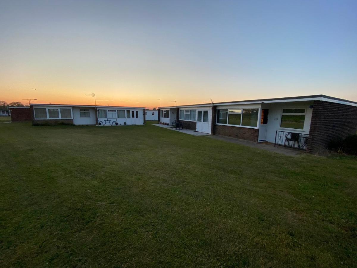 East Coast Chalets, Bee'S Knees @ California Sands Scratby Exterior photo